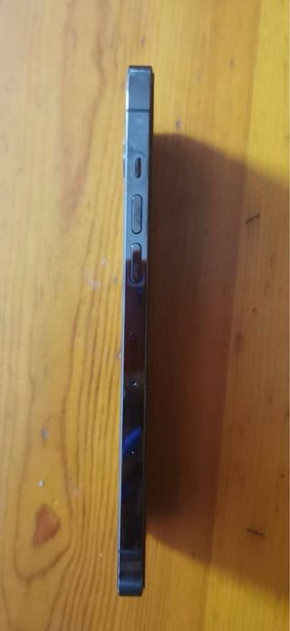 iPhone 12 Pro Max como nuevo