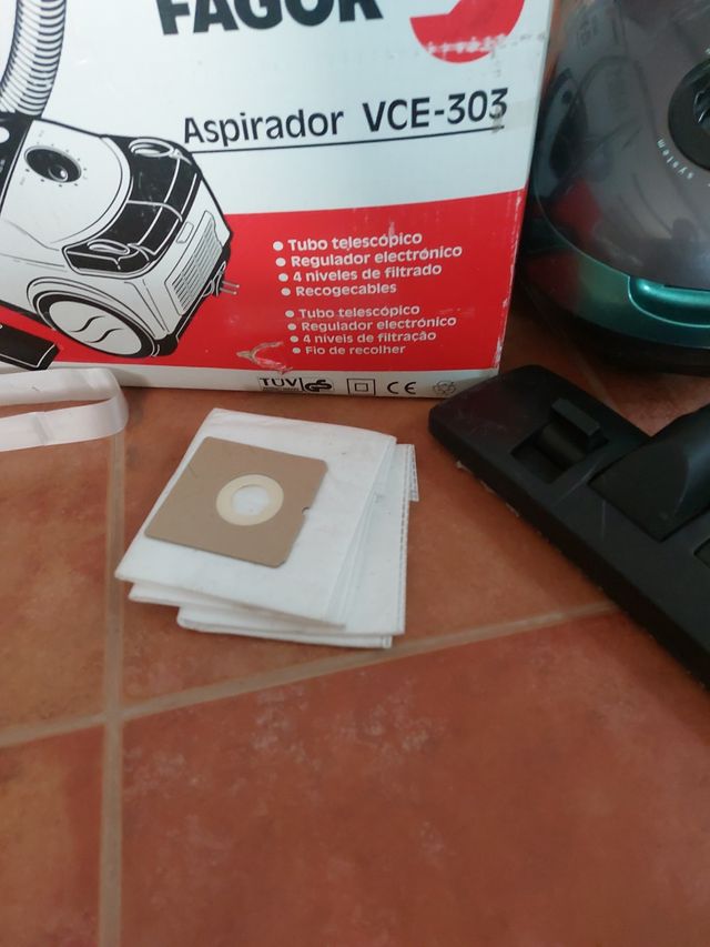 Aspiradora Fagor VCE-303