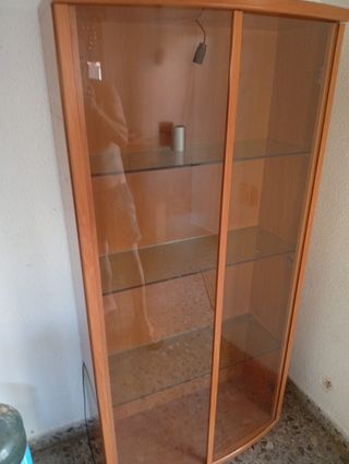 Vitrina de madera con cristal - Marrón