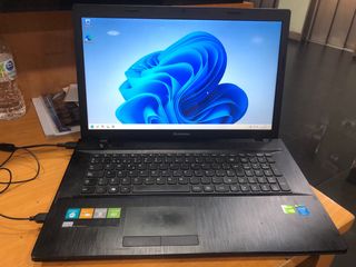 Portátil Lenovo i7 4702MQ - 8GB RAM