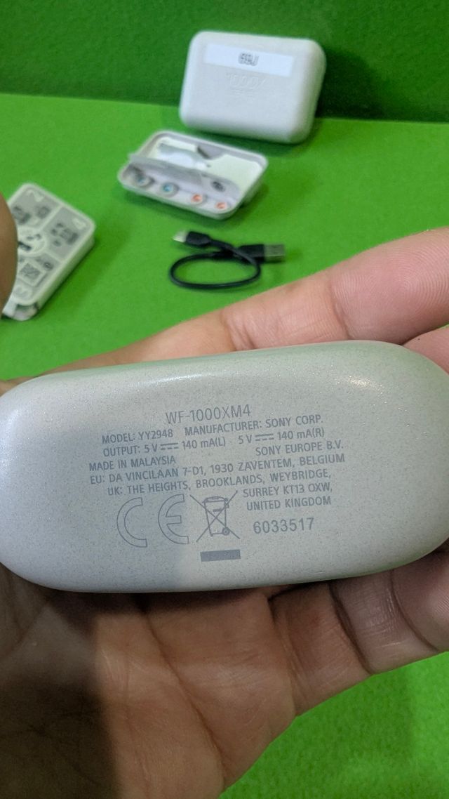 Cuffie Sony WF1000XM4