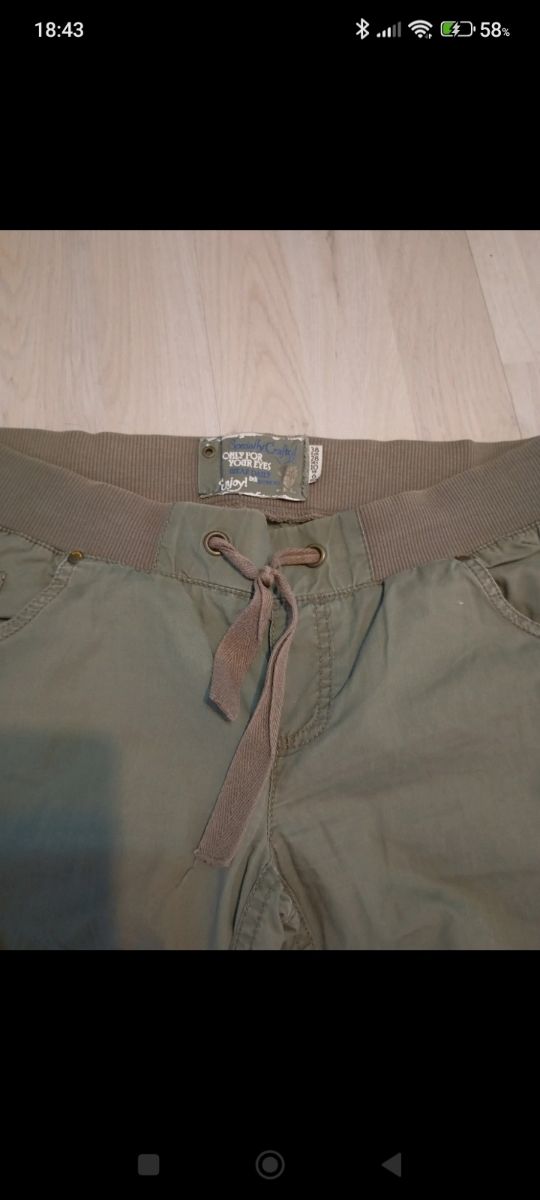Pantalones pirata verde oliva