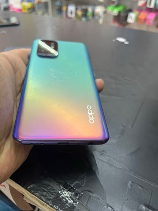 Cellulare OPPO multicolore