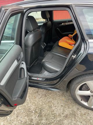 Audi A4 avant 2.0 tdi s-line