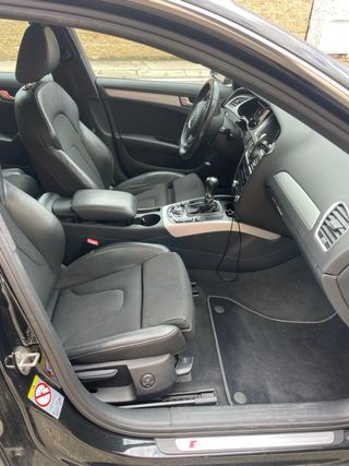 Audi A4 avant 2.0 tdi s-line