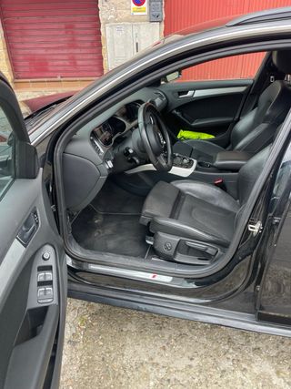 Audi A4 avant 2.0 tdi s-line