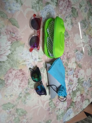 2 Gafas sol unisex niñ@ 30€ las dos