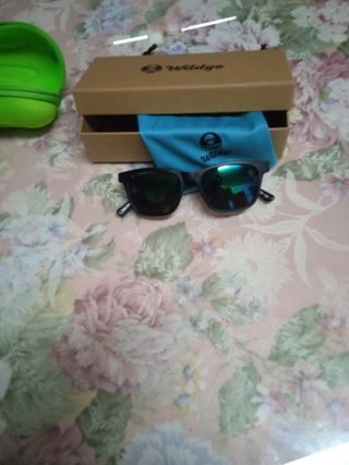 2 Gafas sol unisex niñ@ 30€ las dos