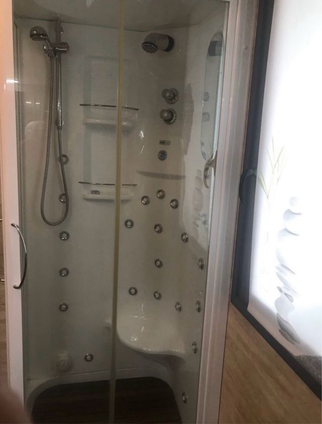 Cabina hidromasaje Kassandra - ducha