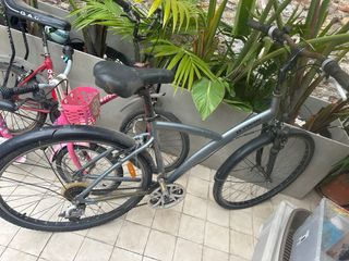 Bicicleta B-Twin usada, sin udar desde mucho tiemp