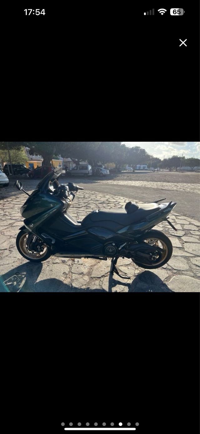 Yamaha TMax 530 Verde Oscuro