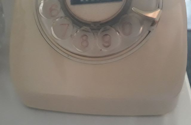 Teléfono vintage CTNE