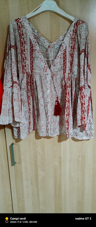 Blusa Motivi in fantasia con i colori
bordo, lilla