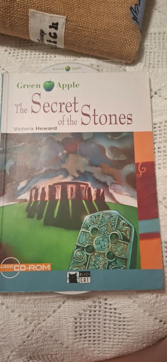 The Secret Of The Stones+cd-rom (Black Cat. Gre...