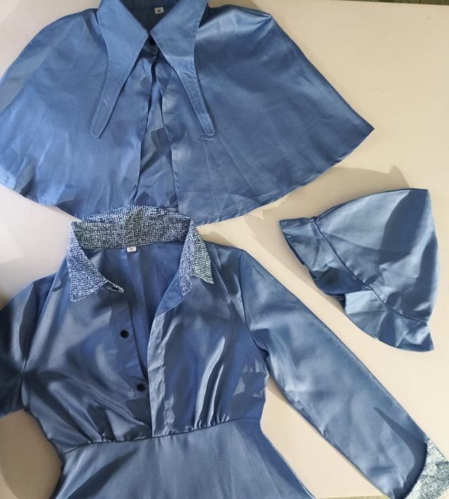 Vestido azul celeste manga larga