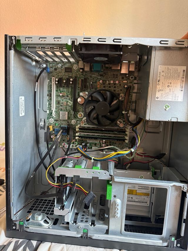 HP EliteDesk: Ordenador sobremesa