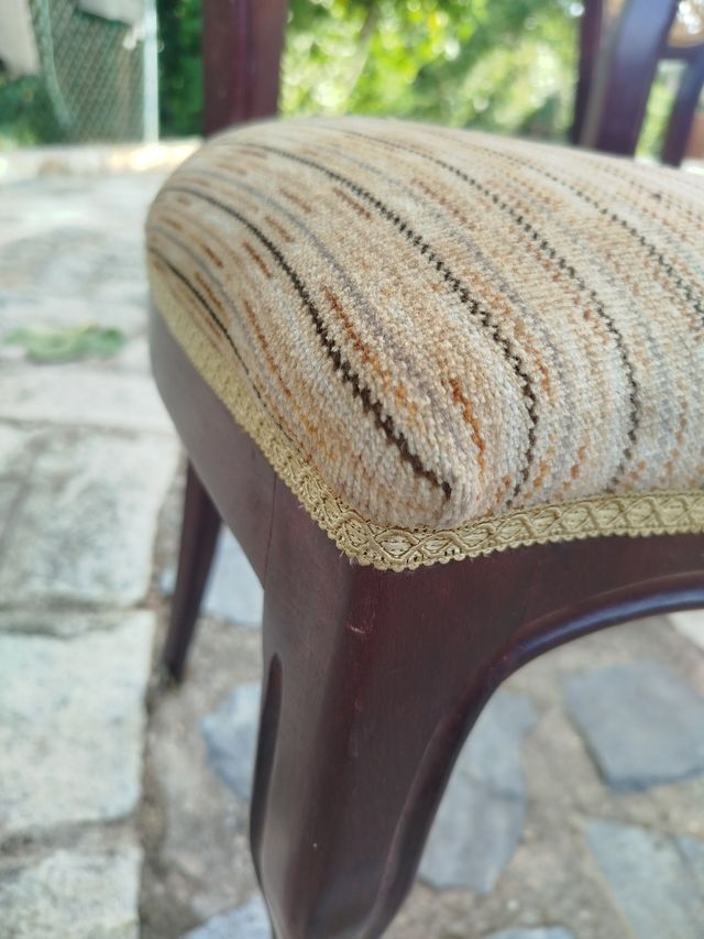 4 Sillas antiguas mimbre-madera.