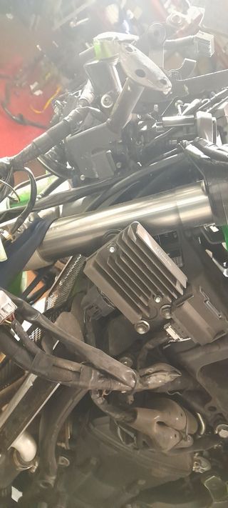  Kawasaki Z1000SX 2017
Entera o en despiece