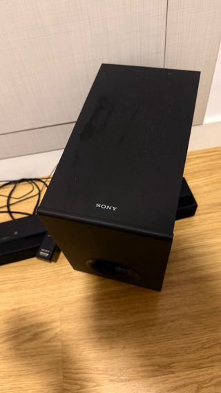Barra sonido SONY con Subwoofer
