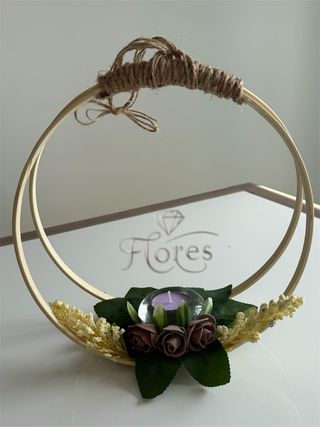 Centro de mesa rústico con vela