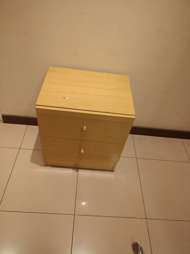 Mesita noche 2 cajones -madera