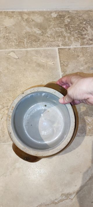 Olla de gres francesa antigua