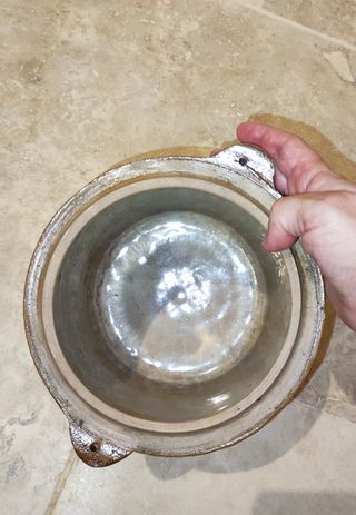 Olla de gres francesa antigua
