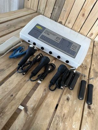 MAQUINA BELLEZA 3 EN 1 F-906