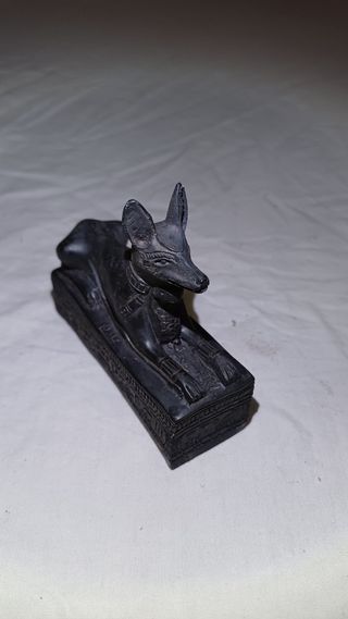 Statua Anubis egizia