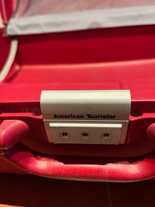 Maleta roja American Tourister