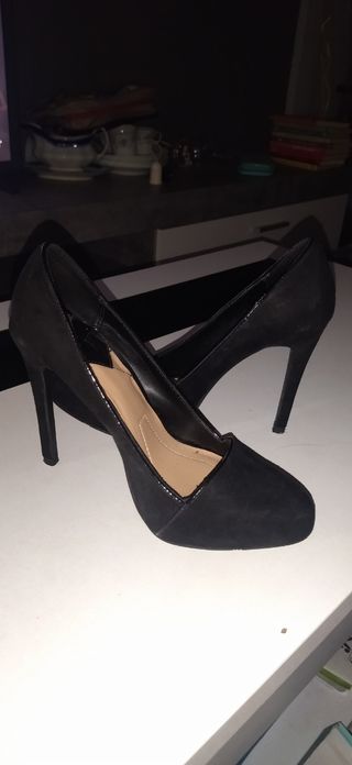 Zapatos tacón negros