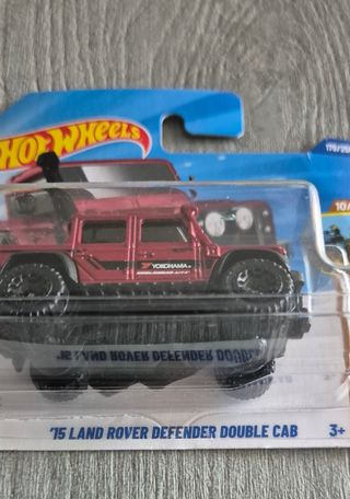 Hot Wheels: Maserati Shamal & Land Rover