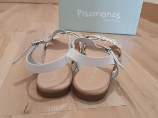 Sandalias Pisamonas  beige-blanco