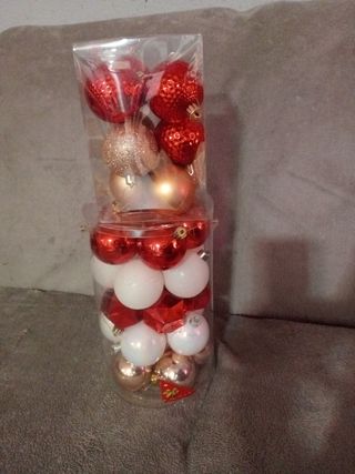 Bolas Navidad rojas, blancas y doradas