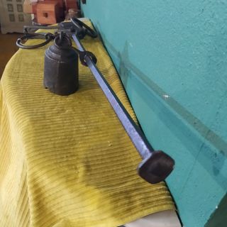 ANTIGUA BALANZA ROMANA "200 KG"