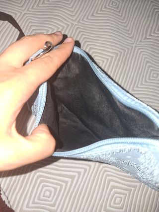 Bolso bandolera azul estampado flores