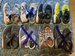 Lote 8 zapatillas: Asics, North 
Face, Scalpers...