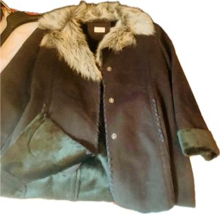 Cappotto ecopelle nero ecopelliccia