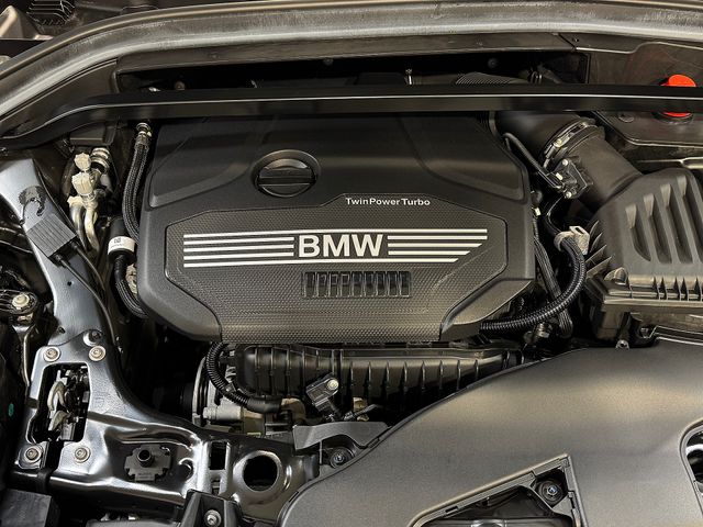 BMW X1 sDrive18i AT7 ADVANTAGE