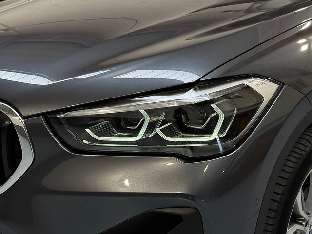 BMW X1 sDrive18i AT7 ADVANTAGE