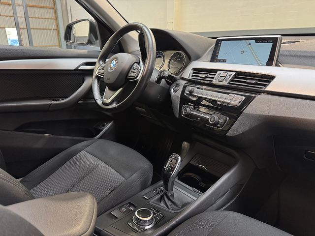 BMW X1 sDrive18i AT7 ADVANTAGE