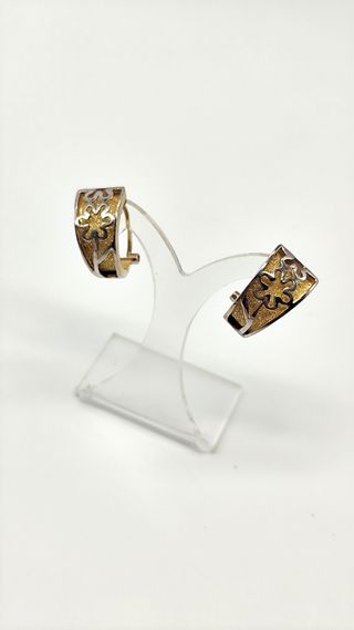 Pendientes dama bicolor oro 18kt motivo floral