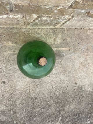 Botella cristal verde antigua