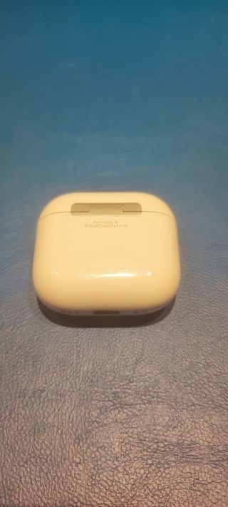Custodia AirPods 4 Apple
