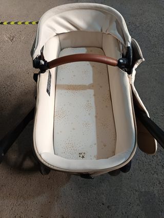Carricoche bebé Jane Mum beige