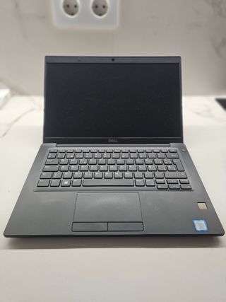 Dell Latitude 7390 - i7, 512GB, 8GB