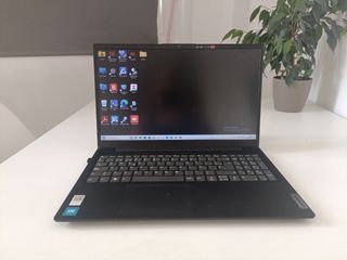 Portátil Lenovo Negro