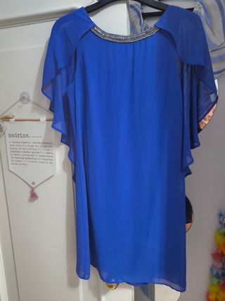 Vestido azul sin usar para eventos. 