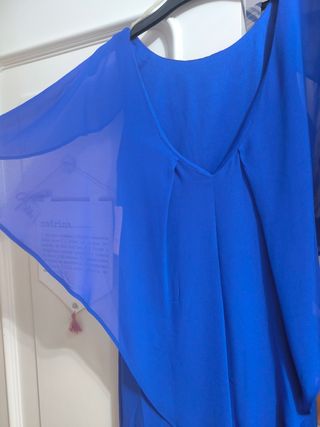 Vestido azul sin usar para eventos. 