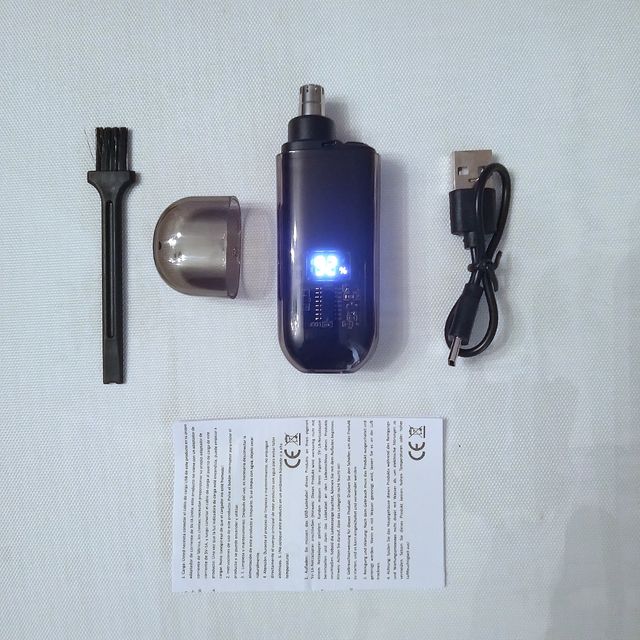 Rifinitore per naso e orecchie ricaricabile